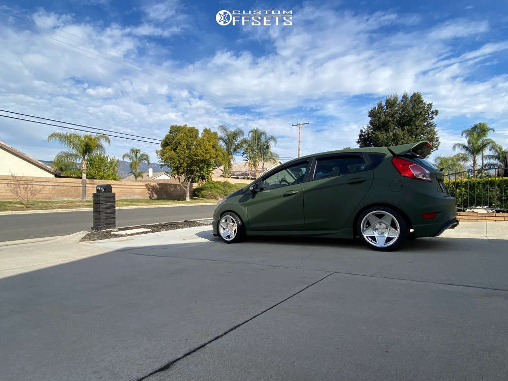 2016 Ford Fiesta with 16x8 25 3SDM 0.05 and 205/40R16 Nitto Neo Gen and ...