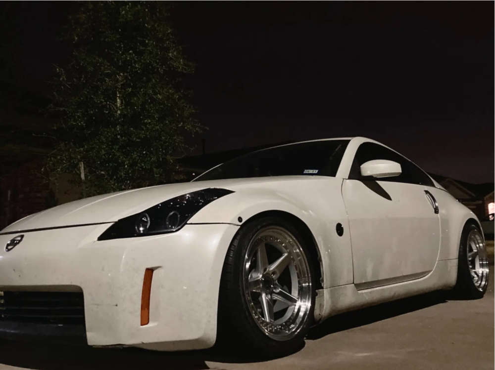 2005 Nissan 350Z with 18x9.5 15 Aodhan Ds05 and 245/40R18 Atlas