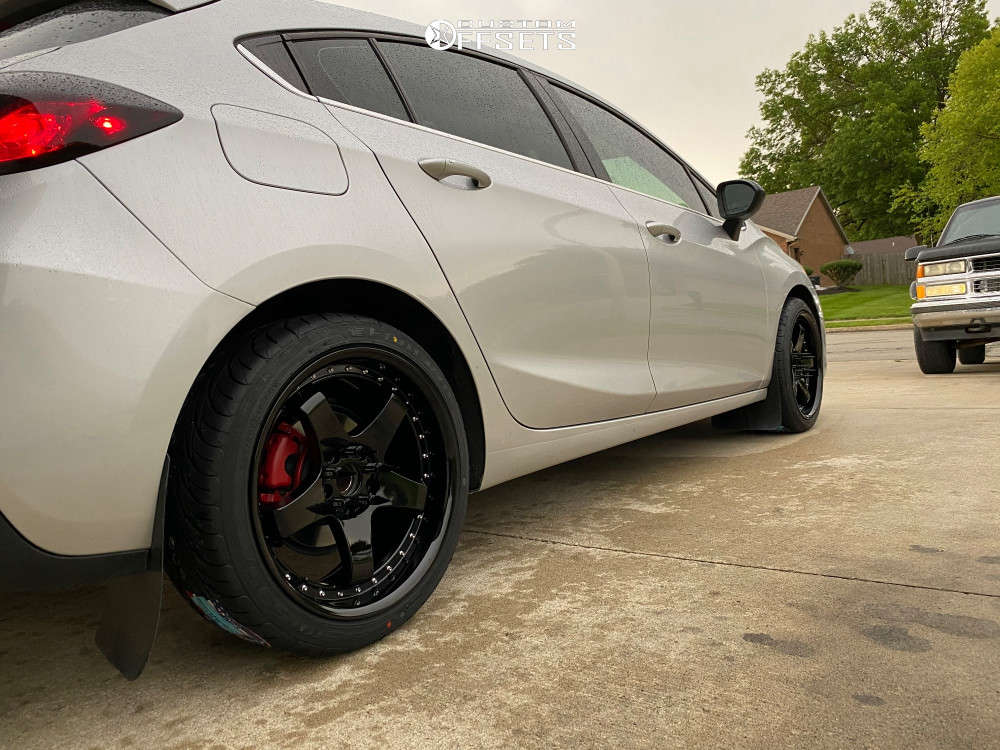 2017 Chevrolet Cruze with 18x8.5 30 G-Line G8073 and 225/40R18 Federal ...