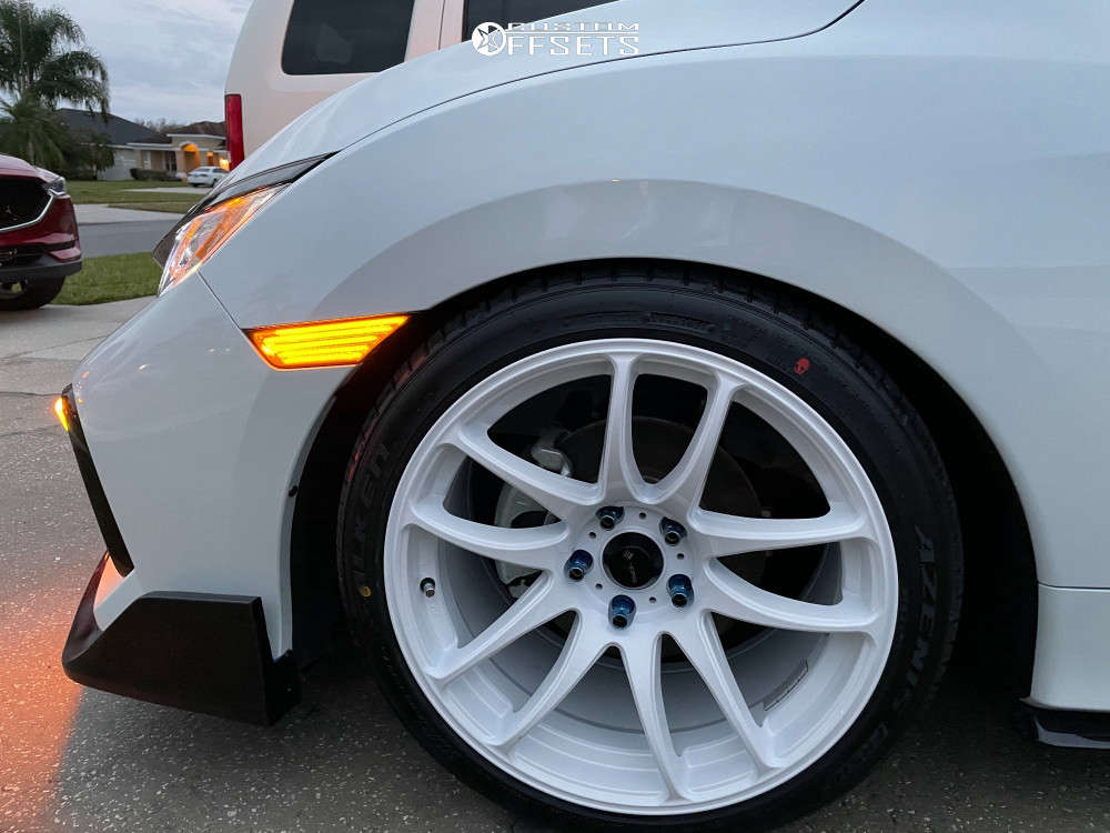 2021 Honda Civic with 18x9.5 35 Vors Tr4 and 255/35R18 Falken Azenis ...