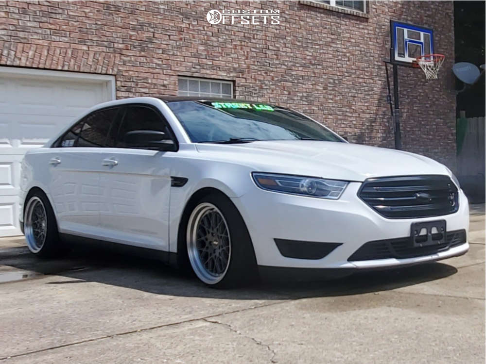 2015 Ford Taurus with 19x9.5 22 ESR Cs3 and 215/35R19 Delinte D7 ...