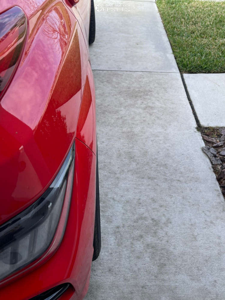 2022 Hyundai Kona with 19x8.5 45 Konig Ampliform and 235/40R19