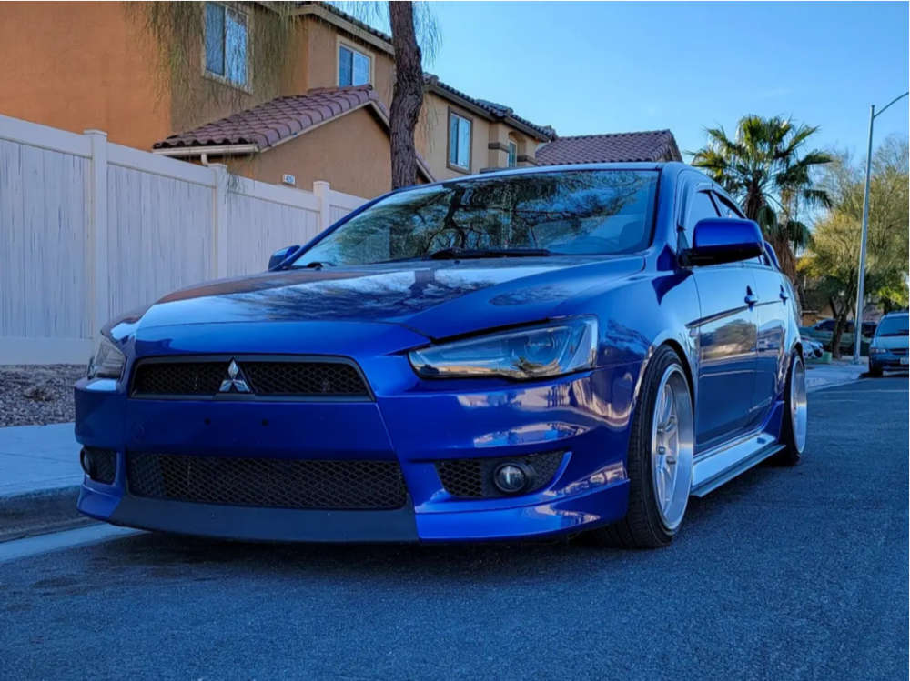 2011 Mitsubishi Lancer with 18x9 35 XXR 527d and 225/40R18