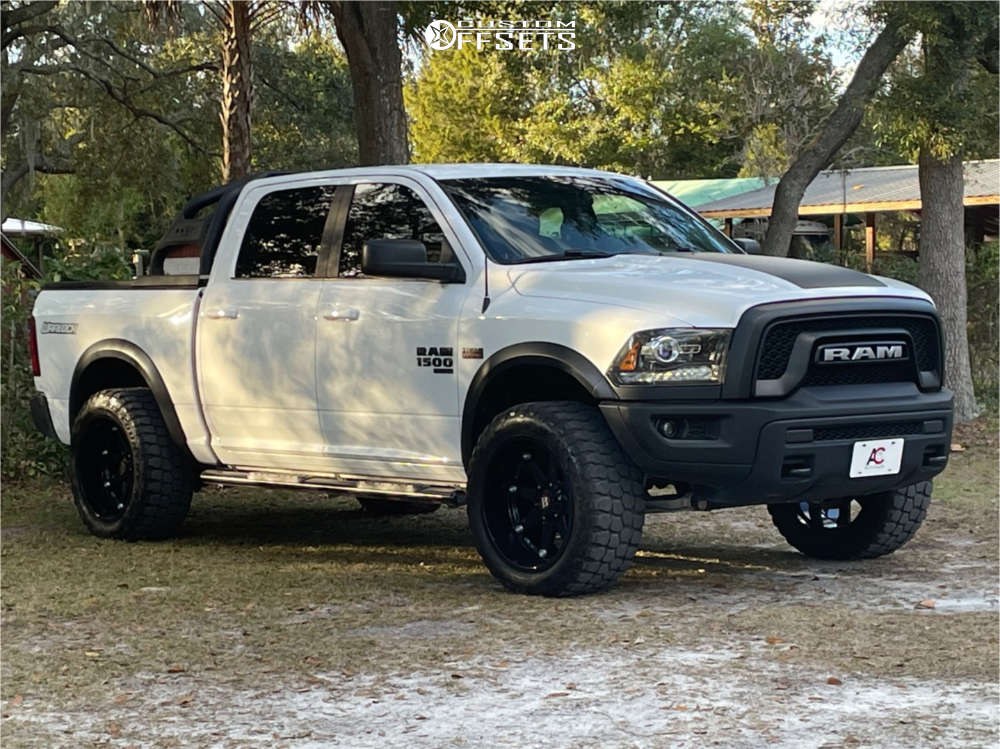 2019 Ram 1500 Classic with 22x12 -44 Ballistic Beast and 35/12.5R22 ...
