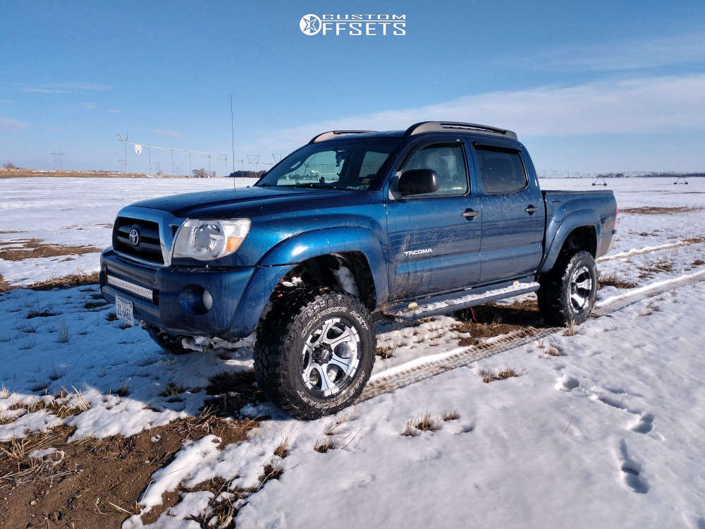 2007 Toyota Tacoma with 17x9 -12 Dick Cepek Dc-2 and 33/12.5R17 ...