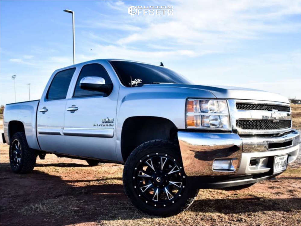 2013 Chevrolet Silverado 1500 with 20x9 1 Fuel Throttle and 275/55R20