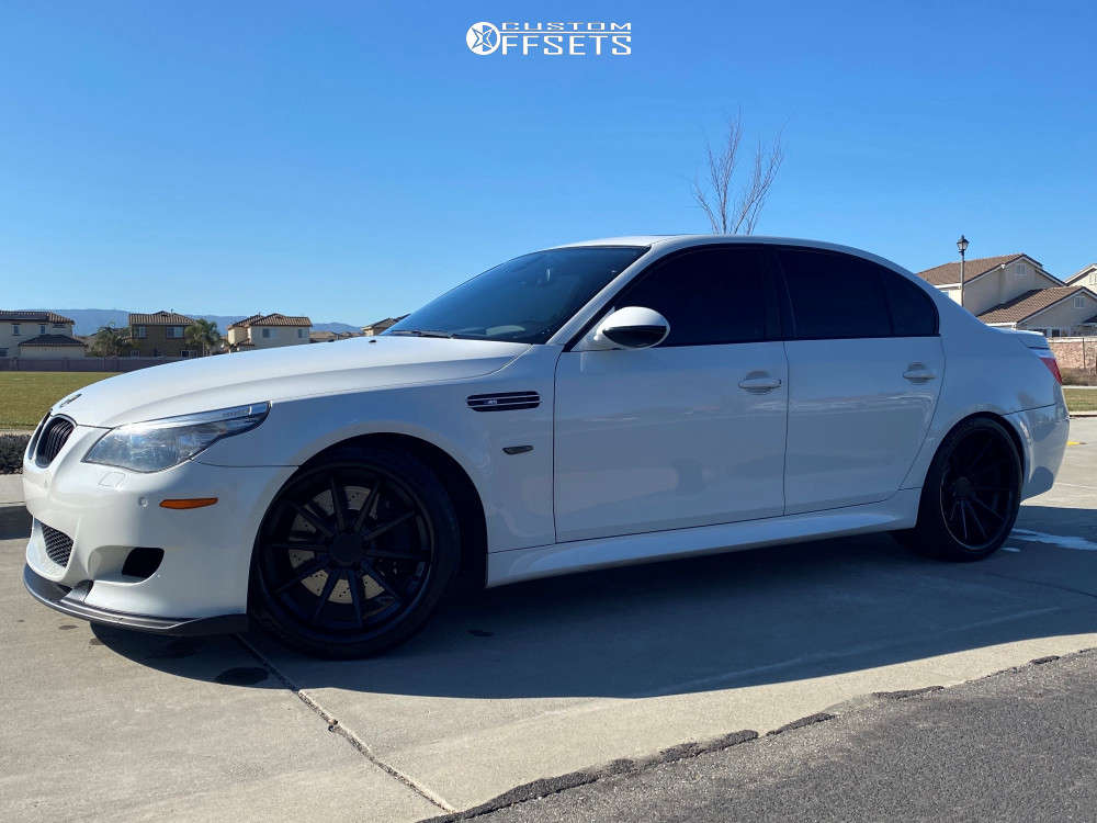 【中古】MICHELIN スタッドレス 23年製 BMW M5 F90純正 20インチ ミシュラン X-ICE