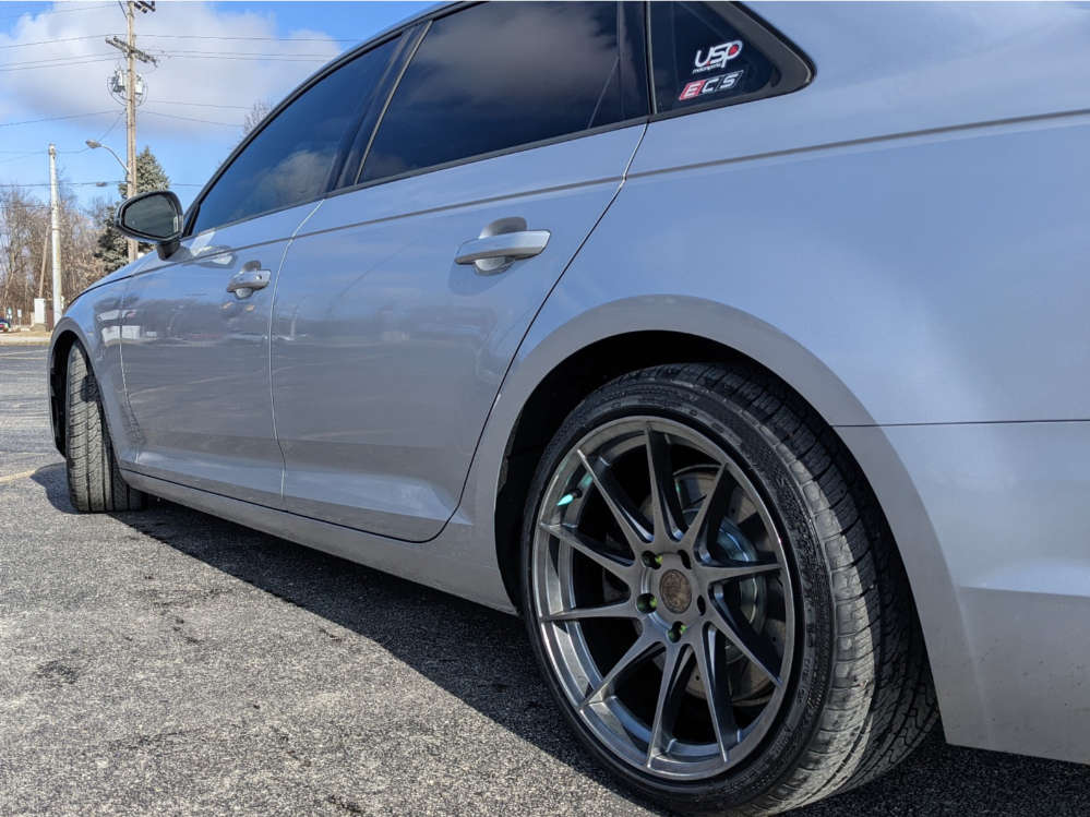 Audi　A4セダンのアルミ＆夏タイヤ アウディ A4 8W S-line 純正 18インチ | 中古タイヤ・ホイール専門店