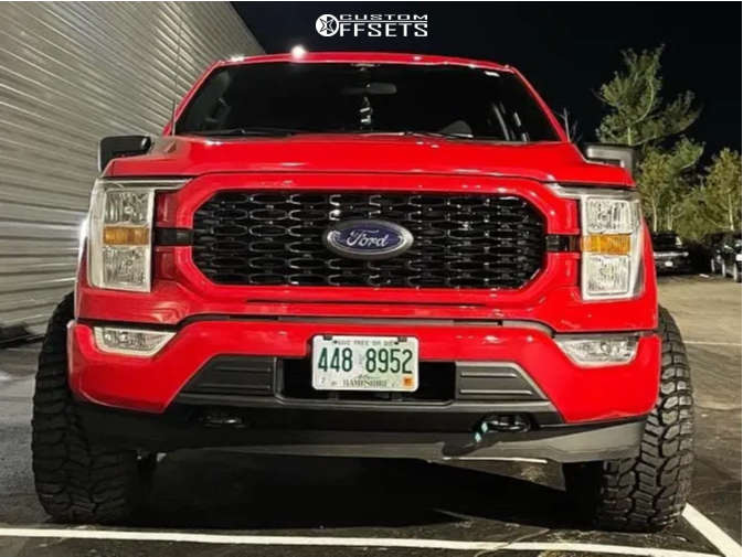 2021 Ford F-150 with 20x12 -51 Vision Razor and 33/12.5R20 Radar ...