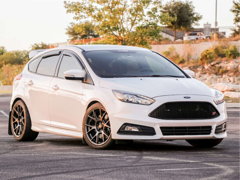 2139041-1-2017-focus-ford-st-
