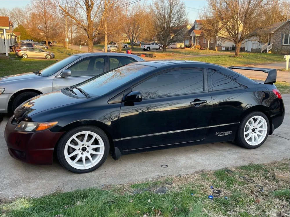 2007 Honda Civic with 17x8 35 Vors Tr4 and 245/40R17