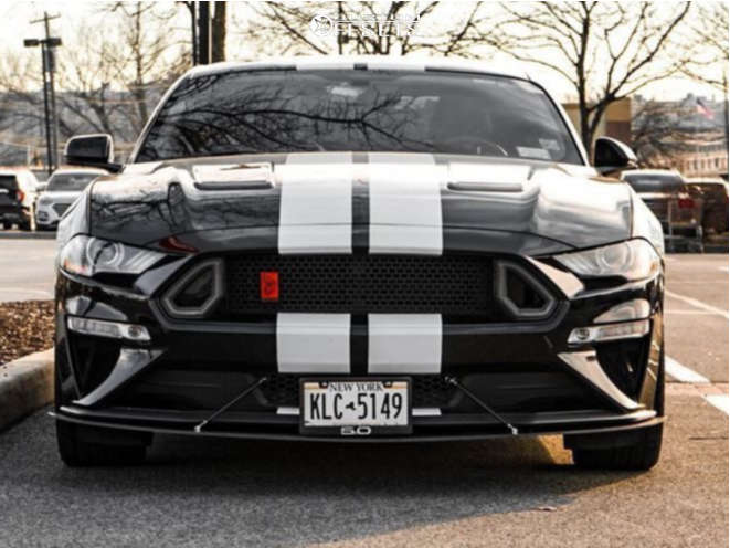 2018 Ford Mustang with 20x9 35 F1R F103 and 255/30R20 Nitto Nt555 G2 ...