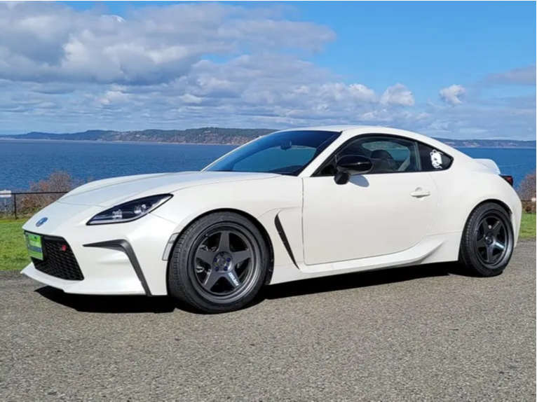 2151239-1-2022-gr86-toyota-