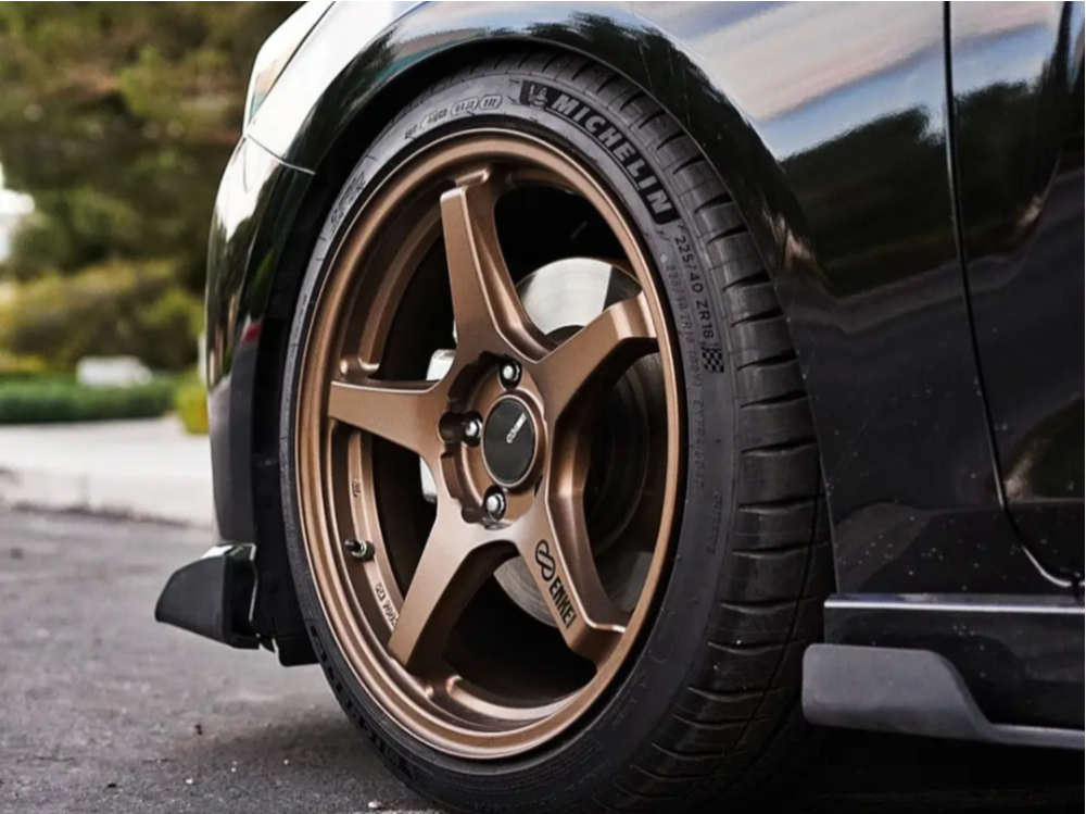 2020 Hyundai Veloster with 18x8.5 38 Enkei Ts-5 and 225/40R18
