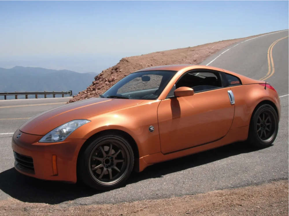 2162766-1-2006-350z-nissan-