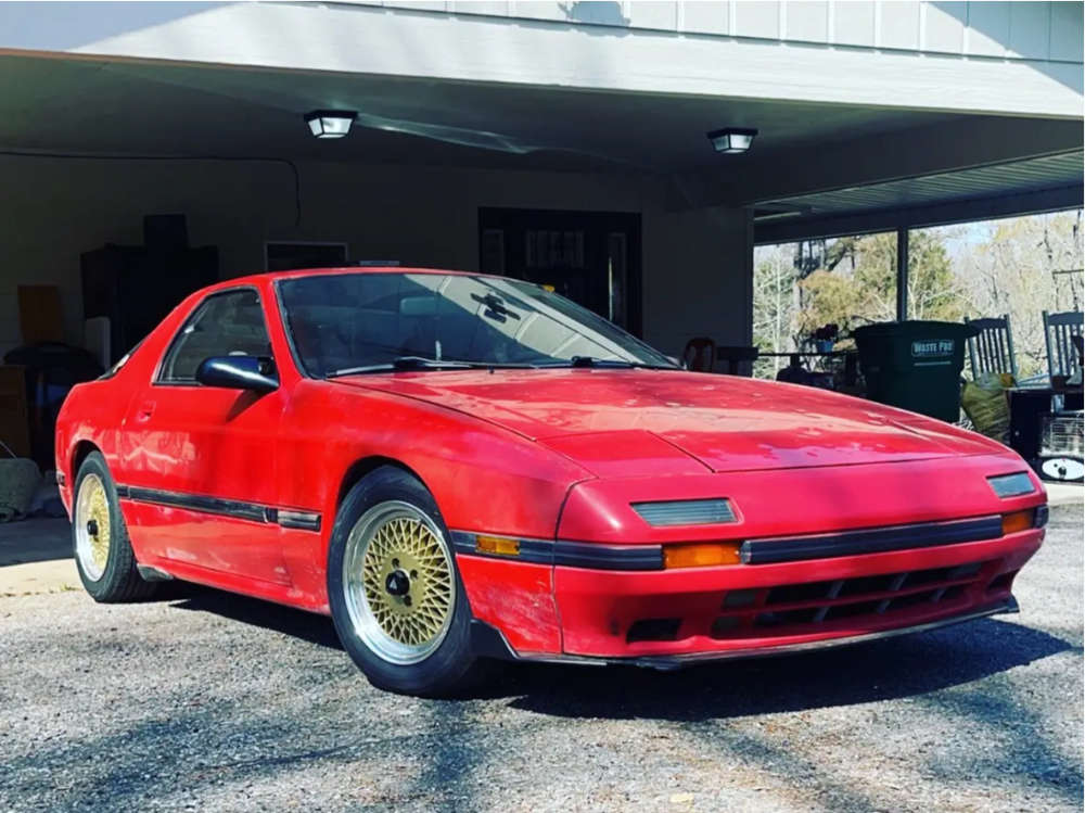 1986 Mazda RX-7 with 15x7 38 Enkei Enkei92 and 195/60R15 Nexen N5000 ...