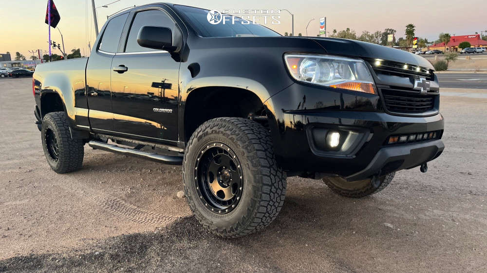 2017 Chevrolet Colorado with 17x8.5 0 Fifteen52 Offroad Turbomac Hd and ...