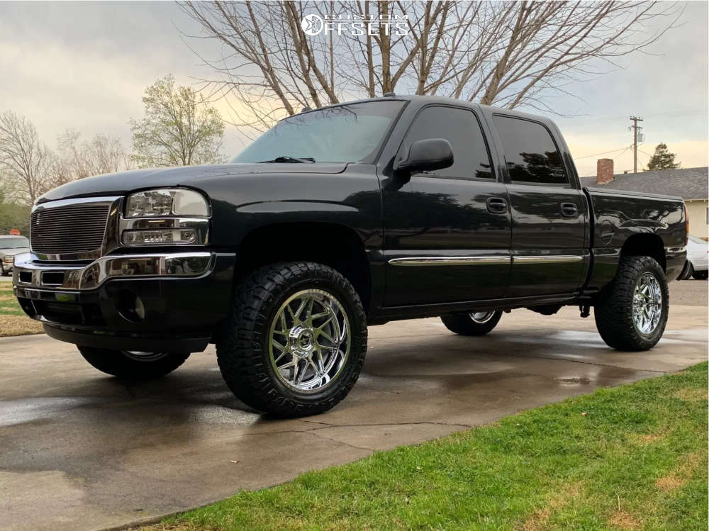 2005 GMC Sierra 1500 with 20x10 19 Gear OffRoad Ratio and 33/12.5R20