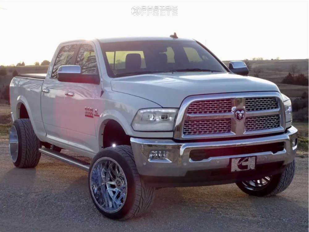 2018 Ram 2500 with 22x14 -76 TIS 544C and 285/45R22 Toyo Tires