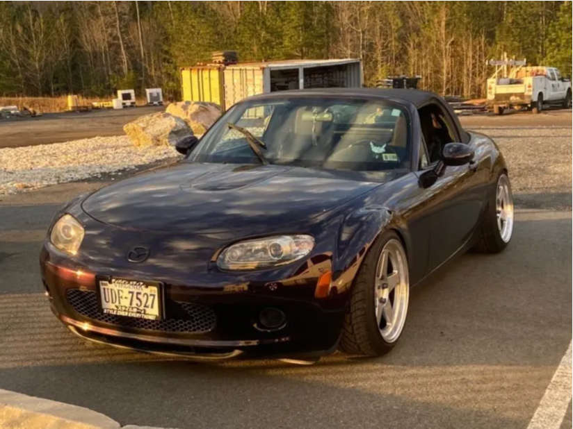 2002 Mazda MX-5 Miata with 16x8 20 Japan Racing Jr29 and 215