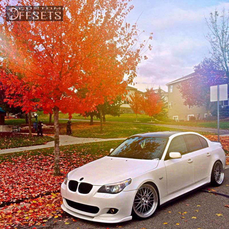 2006 BMW 530xi with 20x9 20 Varrstoen ES1 and 225/35R20 Venezia