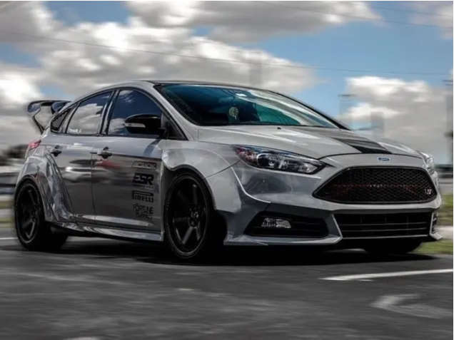 2226065-1-2016-focus-ford-st-