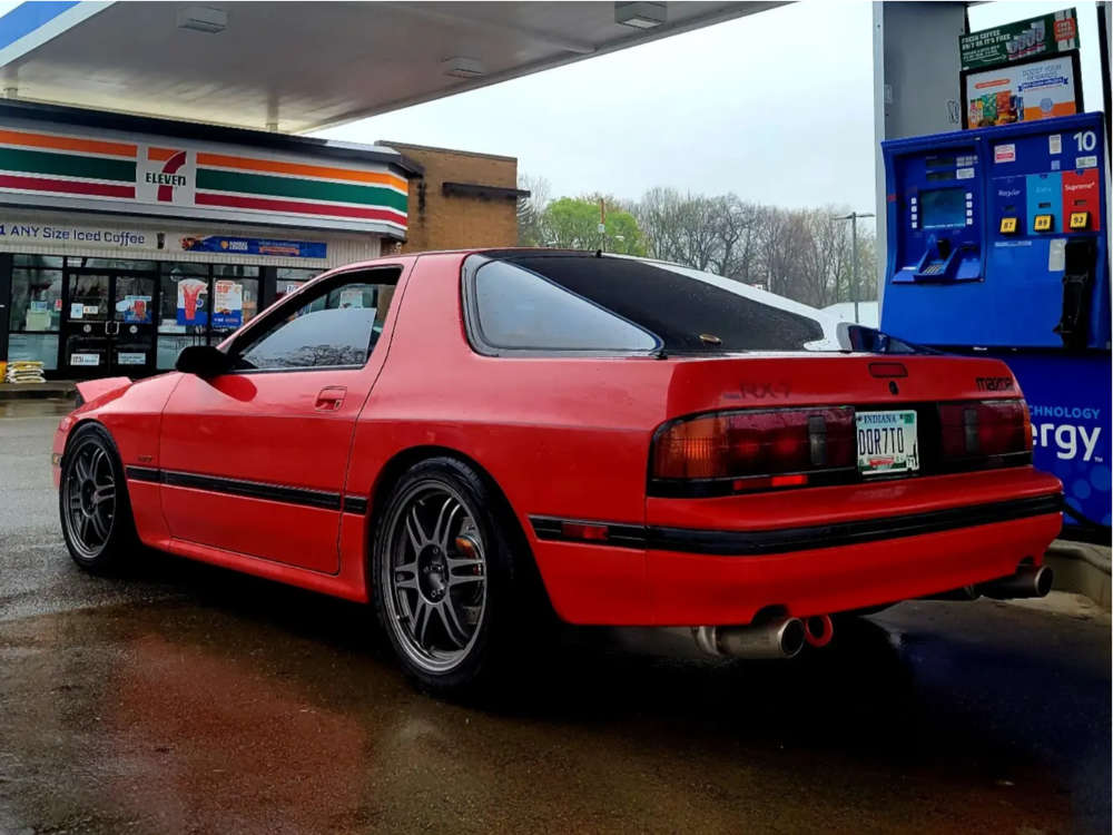 1987 Mazda RX-7 with 17x8 35 Kosei K1-ts and 225/45R17 GT Radial
