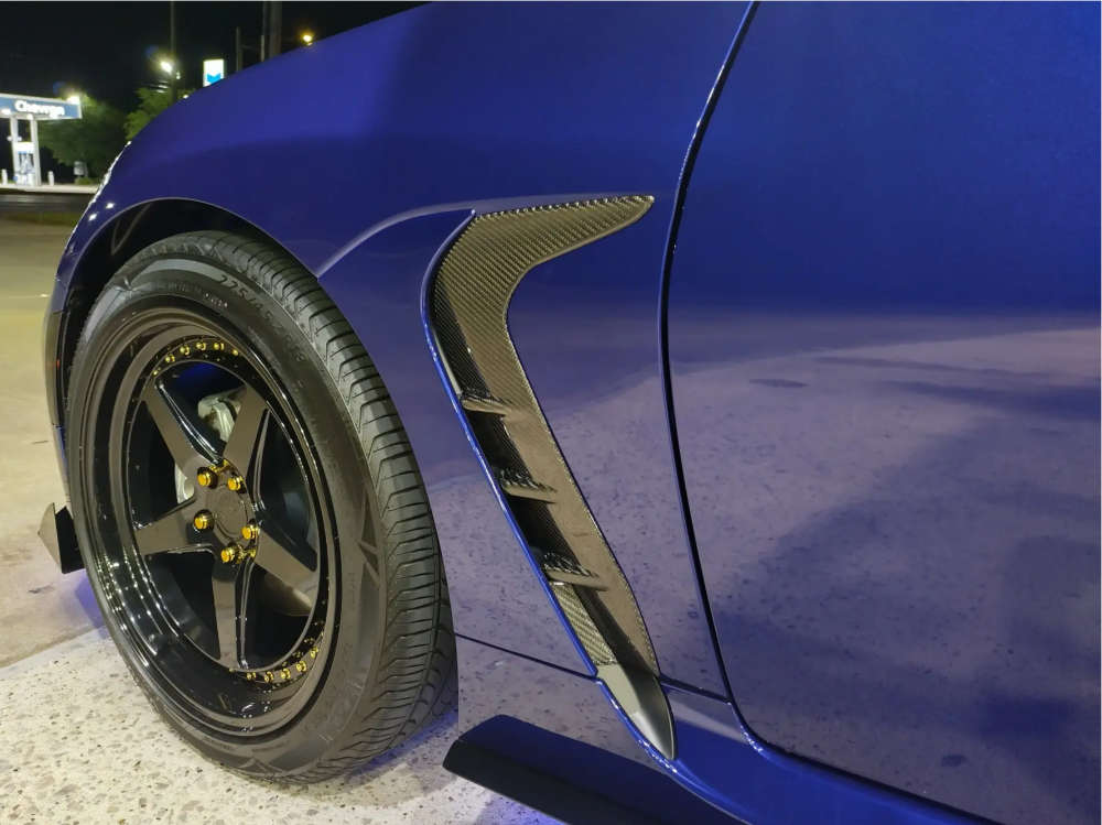 2022 Toyota GR86 with 18x8.5 35 Aodhan Ds05 and 225/45R18 Vizzoni