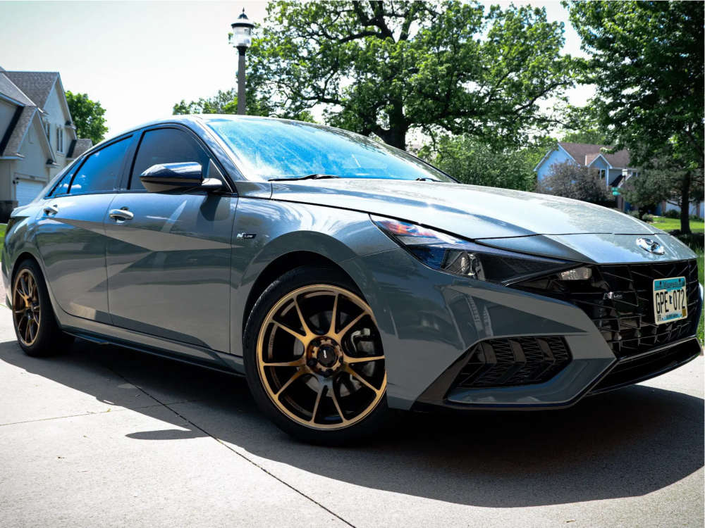 2267612-1-2021-elantra-hyundai