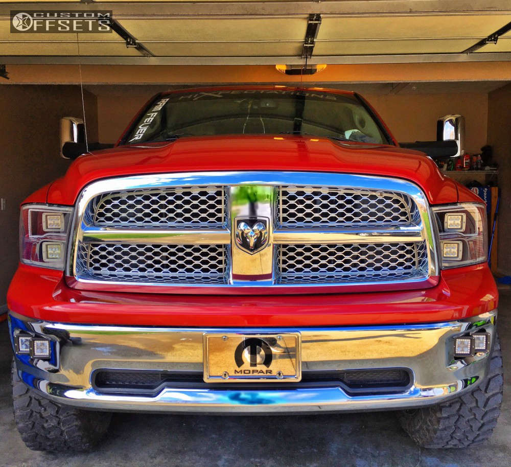 2009 Dodge Ram 1500 with 20x12 44 Fuel Maverick D536 and 35/12.5R20