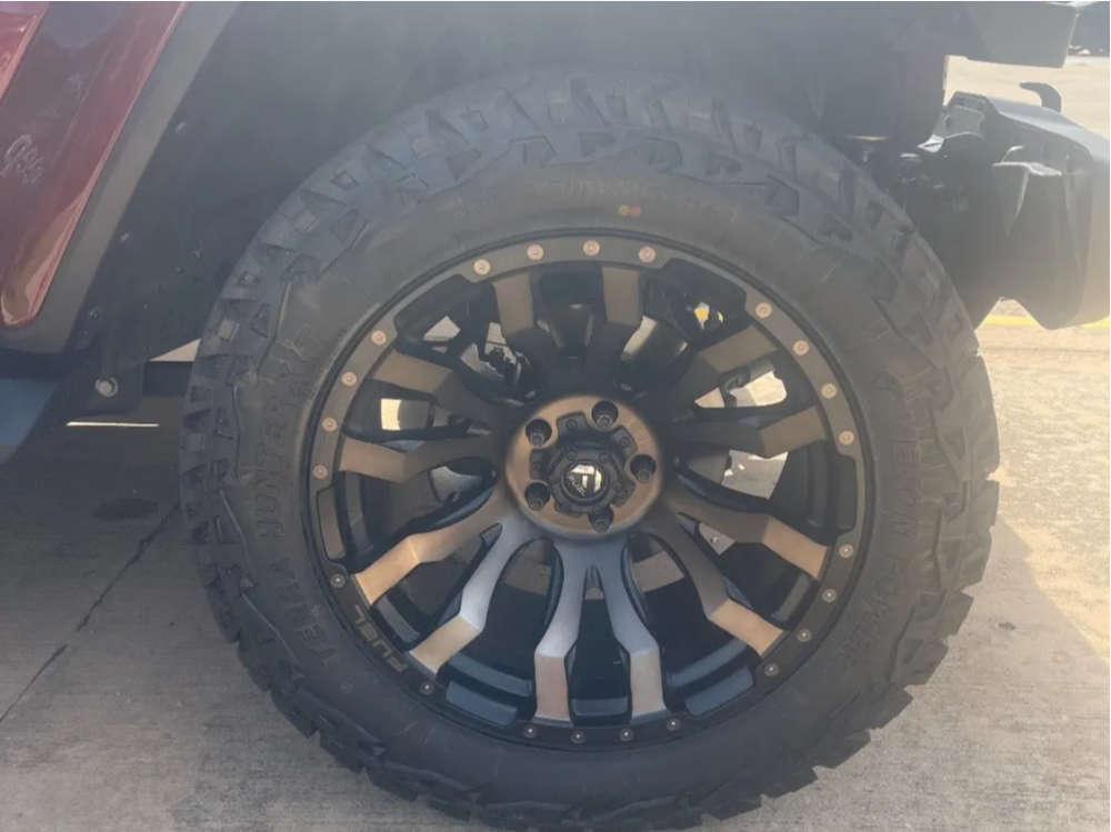 2021 Jeep Wrangler with 20x10 18 Fuel Blitz and 33/12.5R20 Venom Power