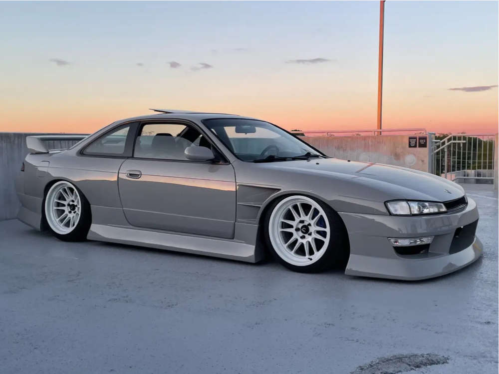 1997 Nissan 240SX with 18x9.5 10 Cosmis Racing Xt-206r and 245