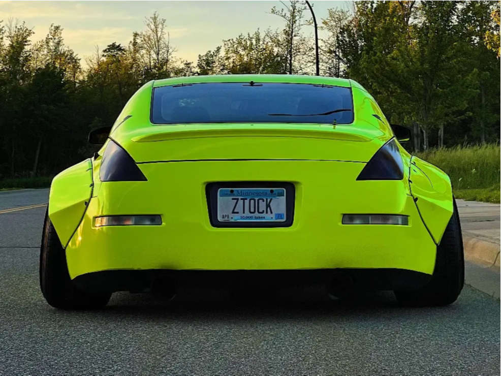 2004 Nissan 350Z with 18x11 -30 Heritage Hokkaido Directional and