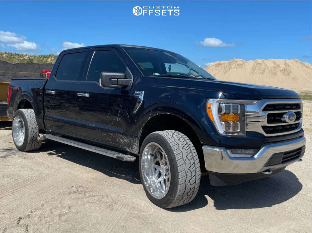 ルフィー 2021 Ford F-150 with 22x12 -51 Axe Offroad Nemesis and 285