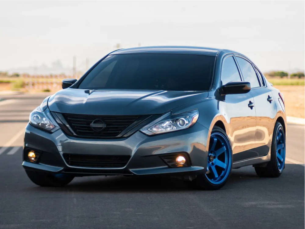2324479-1-2018-altima-nissan-