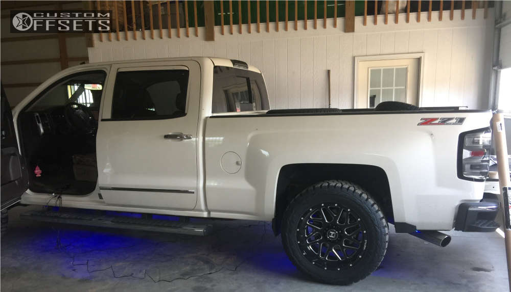 2014 Chevrolet Silverado 1500 with 20x10 19 Hostile Sprocket and 33/12