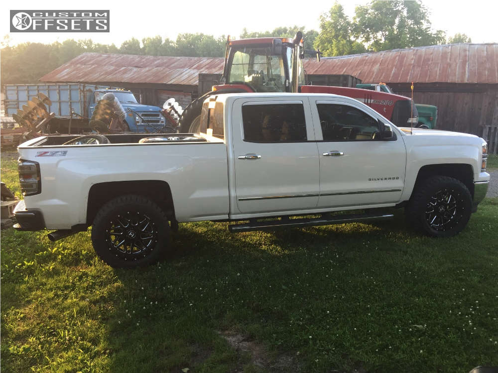 2014 Chevrolet Silverado 1500 with 20x10 19 Hostile Sprocket and 33/12