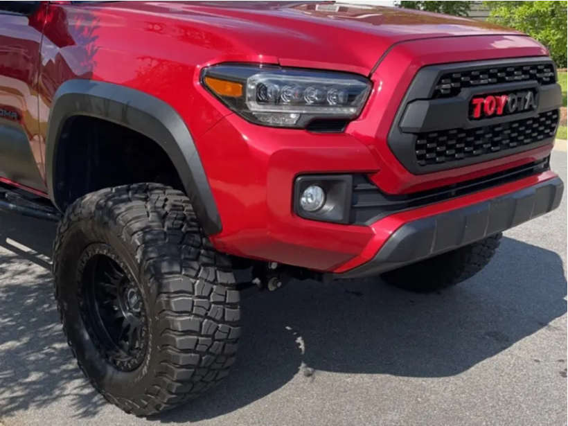 2016 Toyota Tacoma with 17x8.5 -25 RRW Rr7-h and 33/12.5R17 BFGoodrich ...