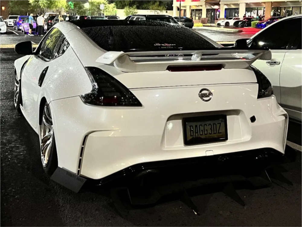 2010 Nissan 370Z with 19x9.5 22 Vors Tr4 and 235/35R19 Toyo Tires