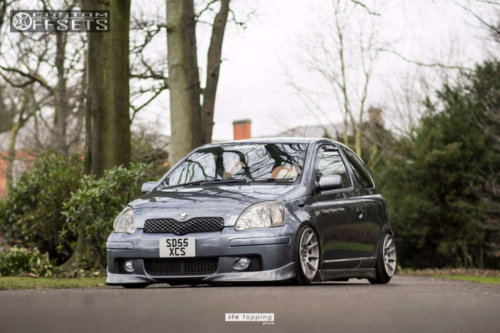2005 Toyota Yaris with 15x8 30 Axe Ex8 and 165/50R15 Nankang NS-20