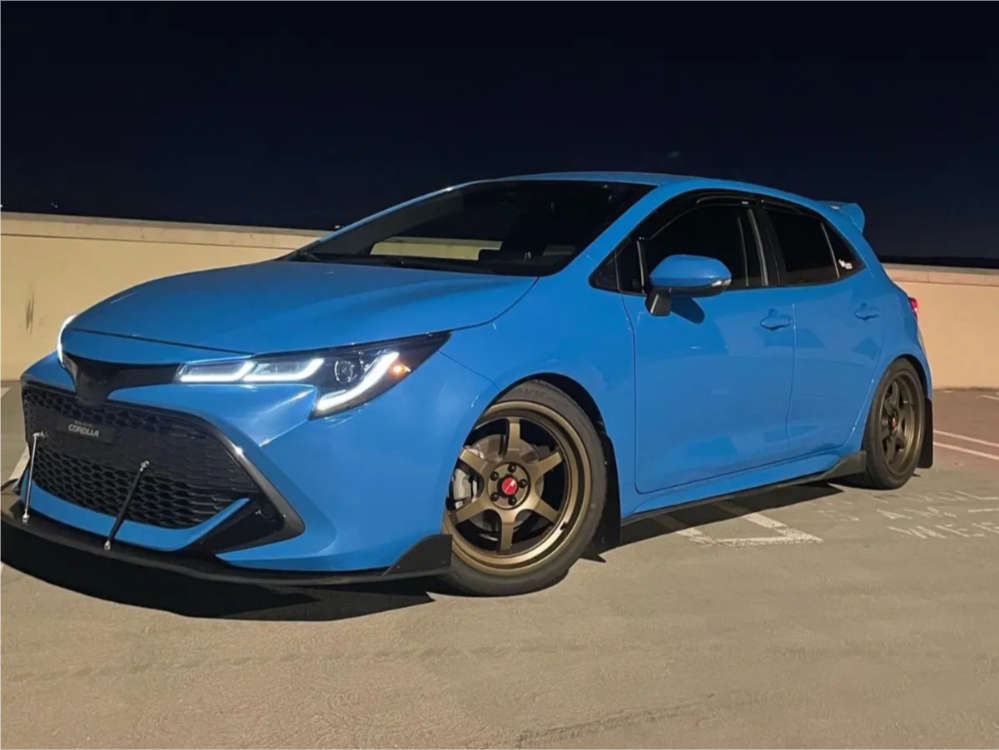 2019 Toyota Corolla with 18x8.5 35 Aodhan Ah08 and 235/40R18