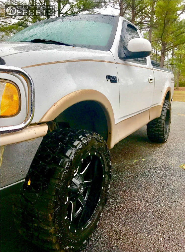 1997 Ford F-150 with 20x10 -24 Fuel Maverick and 33/12.5R20 Nitto Mud ...