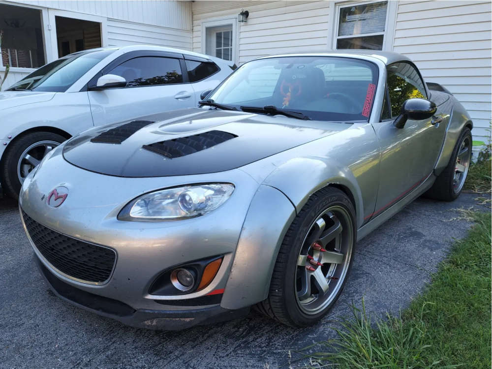 2011 Mazda MX-5 Miata with 18x10.5 22 AVID1 Av6 and 285/35R18