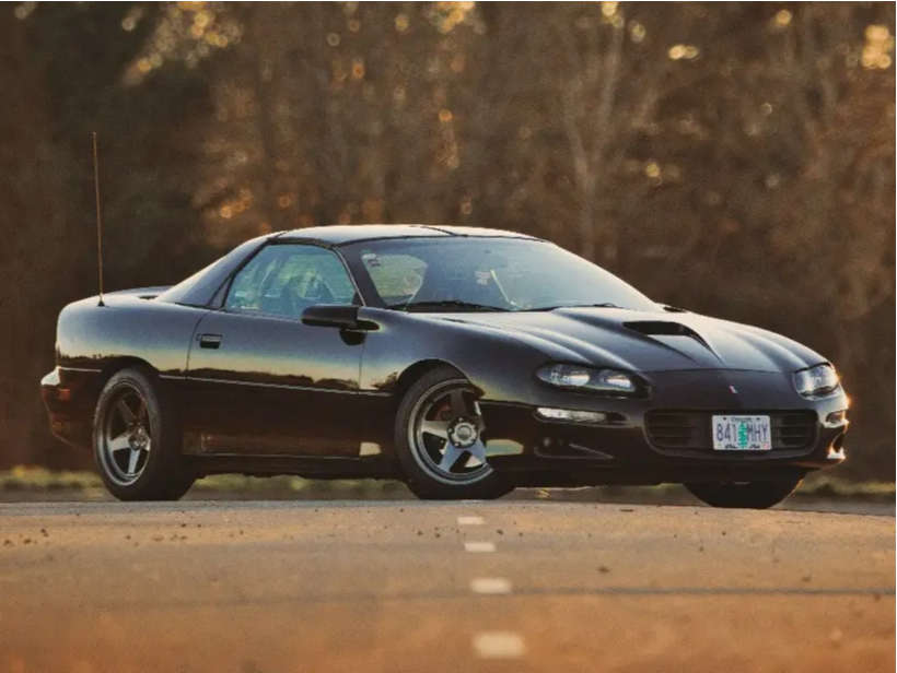 a.kamome ① 1999 Chevrolet Camaro with 17x9.5 12 Kansei Knp and 255