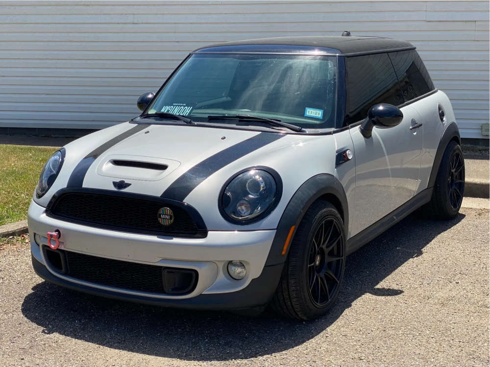 mimi 2013 Mini Cooper with 17x8.25 25 XXR 527 and 215/45R17 Barum