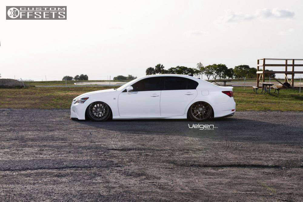 2014 Lexus GS350 with 20x9 32 Velgen VMB6 and 245/30R20 Achilles Atr