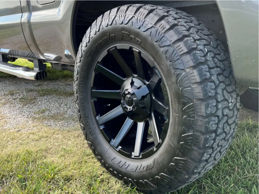 2011 Ford F-250 Super Duty with 20x9 1 Fuel Contra and 325/60R20 AMP ...