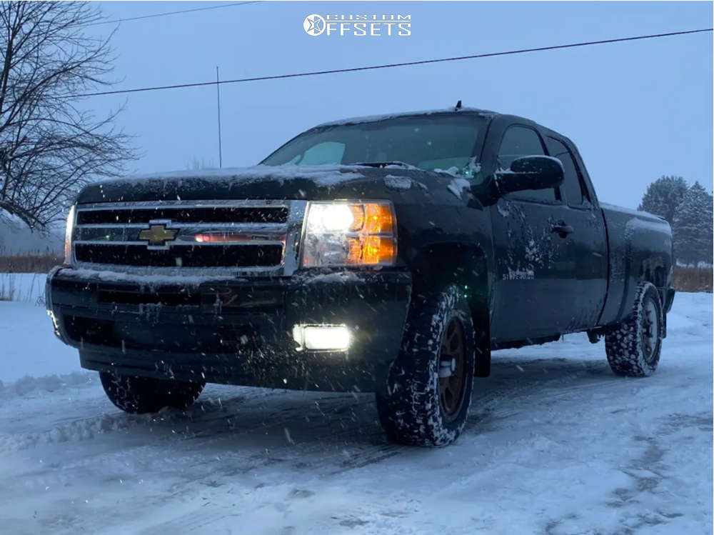 2011 Chevrolet Silverado 1500 with 20x9 18 Method 305 NV and 275/55R20 ...