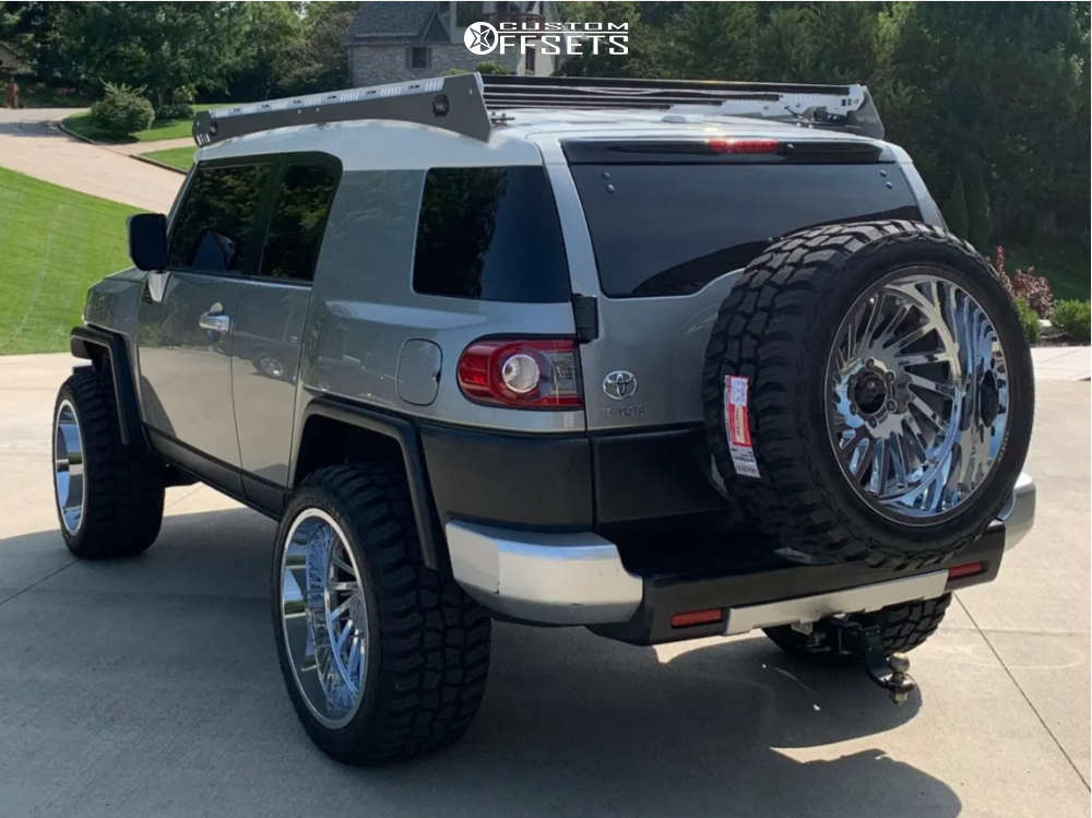 2012 Toyota FJ Cruiser with 22x12 51 ARKON OFFROAD Caesar and 33/12