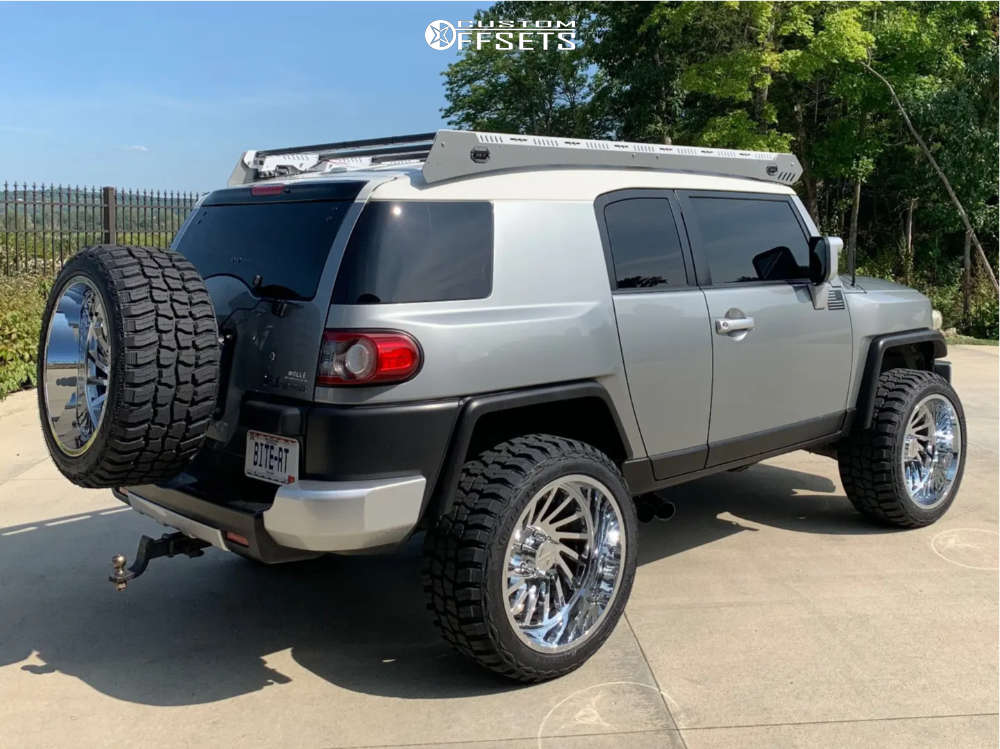 2012 Toyota FJ Cruiser with 22x12 51 ARKON OFFROAD Caesar and 33/12